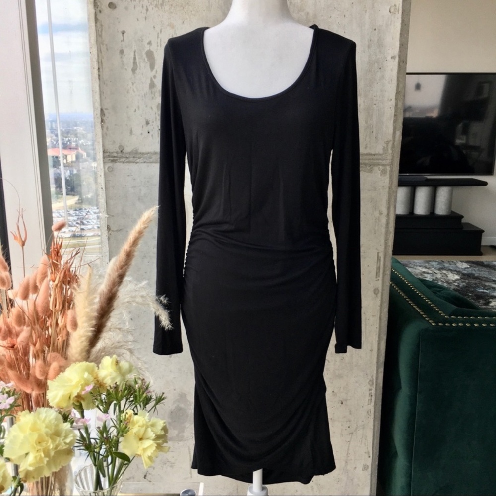 White Birch Long Sleeve Side Ruched Black Long Dress L